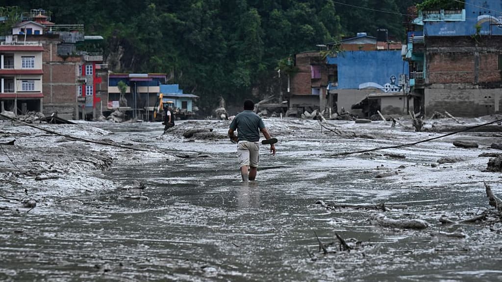 Nepal-Tibet Sel Felaketinde Can Kaybı 494’e Yükseldi