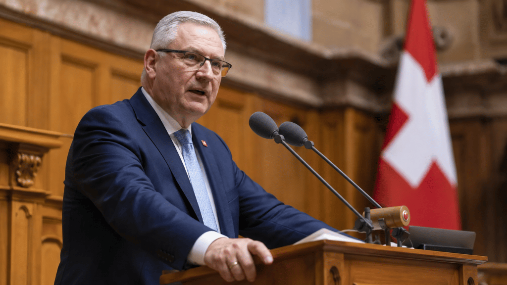SVP’nin tartışmalı ismi Andreas Glarner siyasetten çekiliyor
