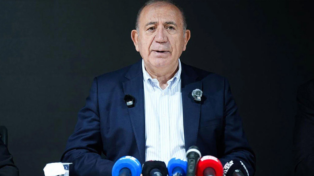 Gürsel Tekin'den Yeni Yapılanma Açıklaması