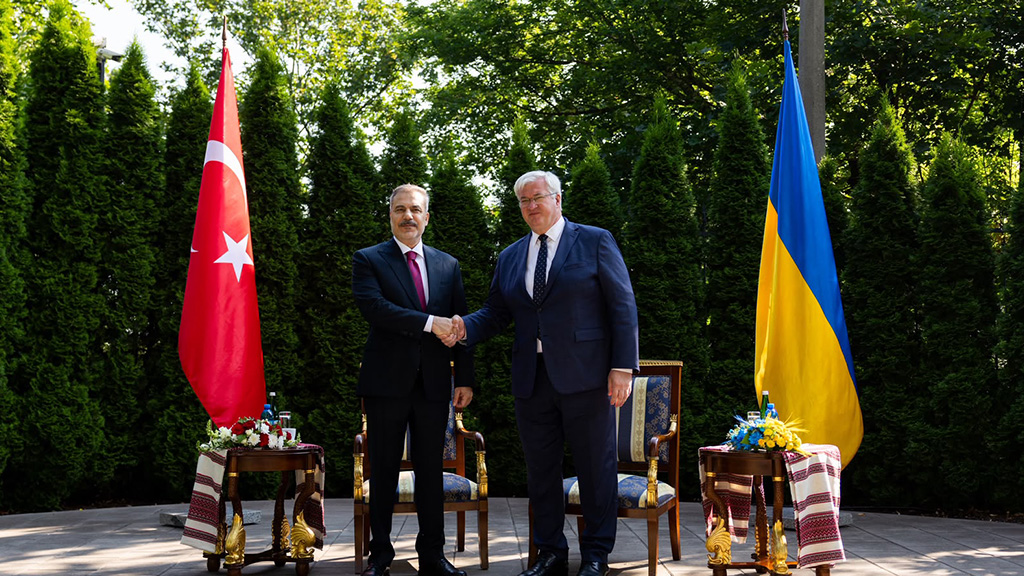 Bakan Fidan'dan Ukrayna'da Önemli Mesajlar