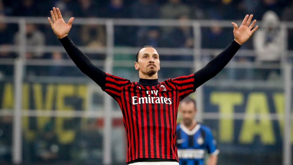 Milan'dan Ibrahimovic'e 2 yıllık sözleşme
