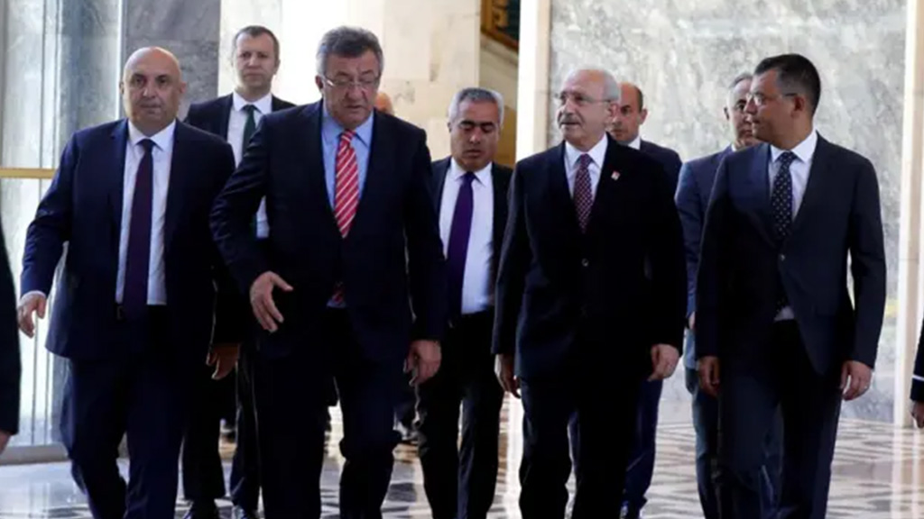 CHP'de 'Üçüncü Yolcular'dan Kurultay Talebi: Bildiri Hazırlığındalar
