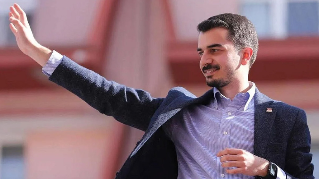 Başkan Hüseyin Can Güner Görevden Uzaklaştırıldı
